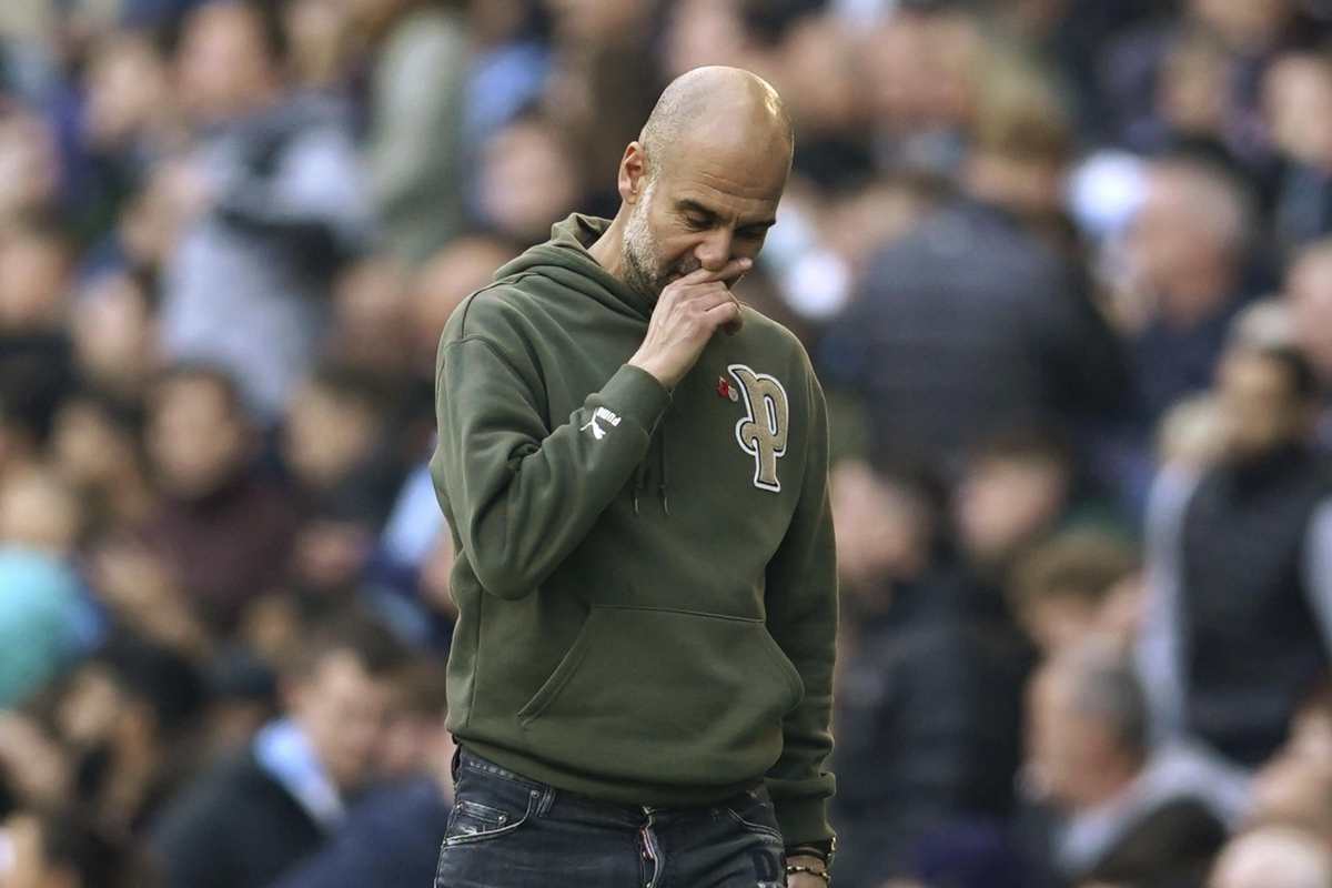 Guardiola pensieroso 