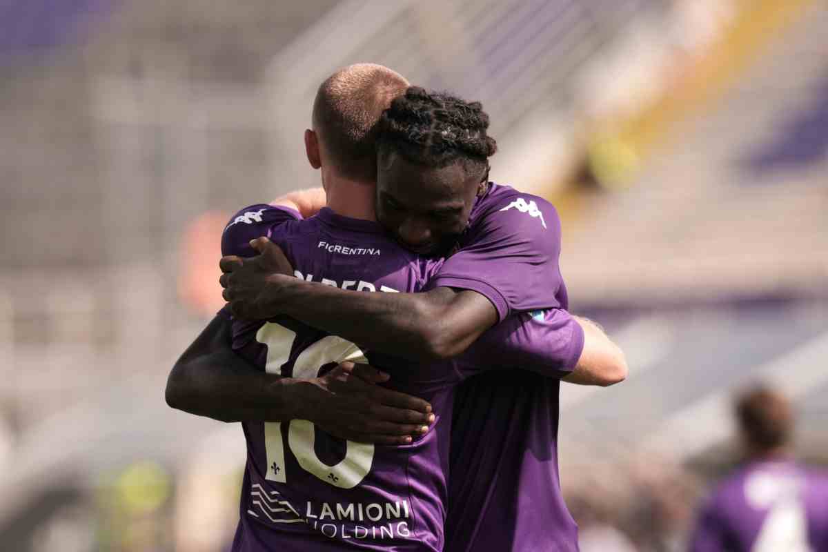 Gudmundsson e Kean, abbraccio finale